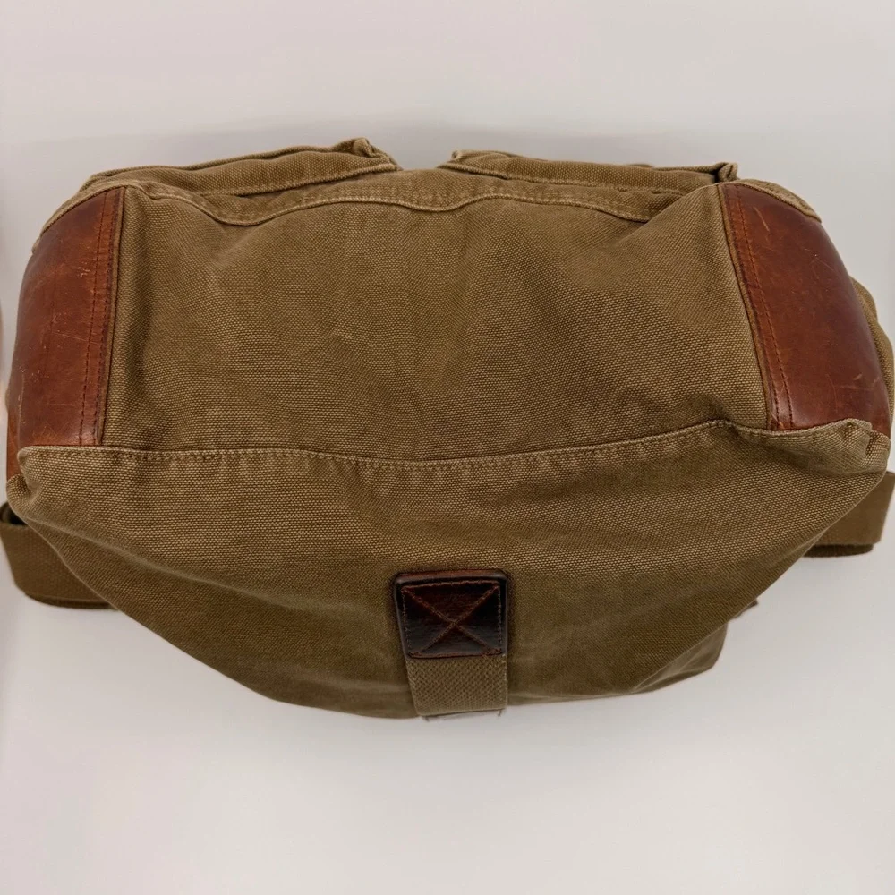 Belstaff 556 Colonial Shoulder Bag in Mountain Brown - Picture 6 of 14